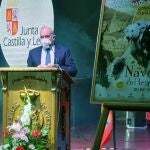 El consejero de Agricultura, Ganadería y Desarrollo Rural, Jesús Julio Carnero, asiste a la inauguración del Campeonato de España Galgos en Campo en Nava del Rey (Valladolid)