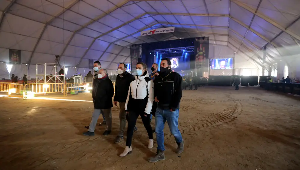 La delegada del Gobierno visita la concentración Motauros, en Tordesillas (Valladolid)