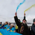 Ucranianos celebran en Kiev el aniversario de la unión entre Ucrania del Norte y Ucrania del Sur, sucedido en 1919.