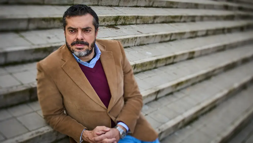 Entrevista con el escritor Joaquín Pérez Azaústre