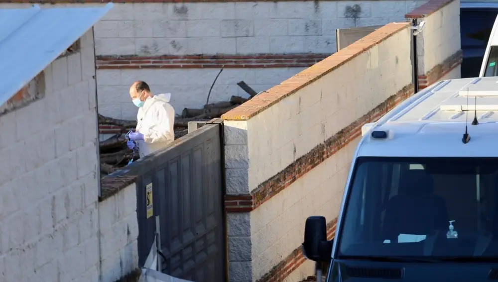 Inspección ocular en la casa del detenido por la desaparición de Esther López