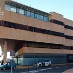 Detenida una funcionaria del Ayuntamiento de Santa Pola acusada de cometer 19 delitos de cohecho