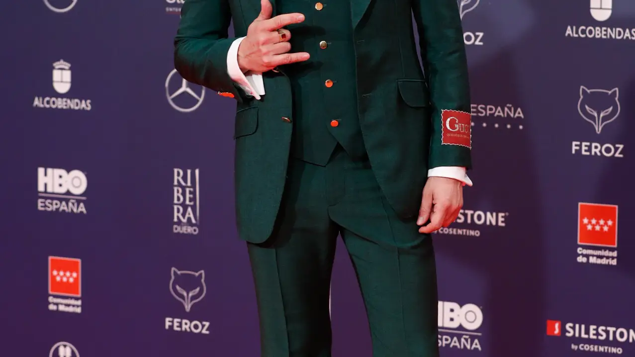 El actor Paco León en la red carpet de los Premios Feroz en 2021.