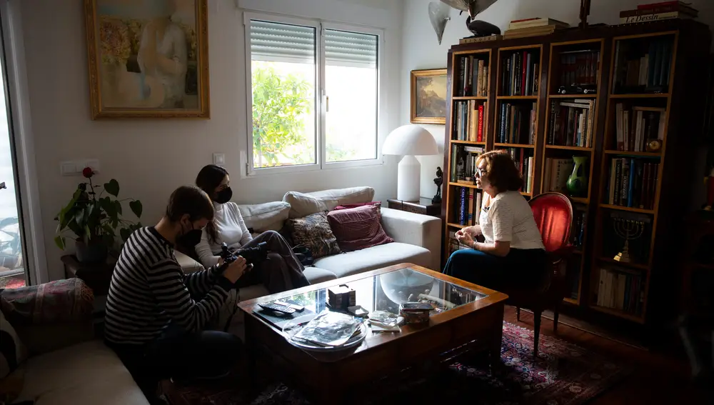 Eva Leitman-Bohrer, durante un momento de la entrevista con LA RAZÓN en su casa de Madrid