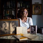 Eva Leitman-Bohrer, judía y superviviente al holocausto, en su casa, en Madrid.