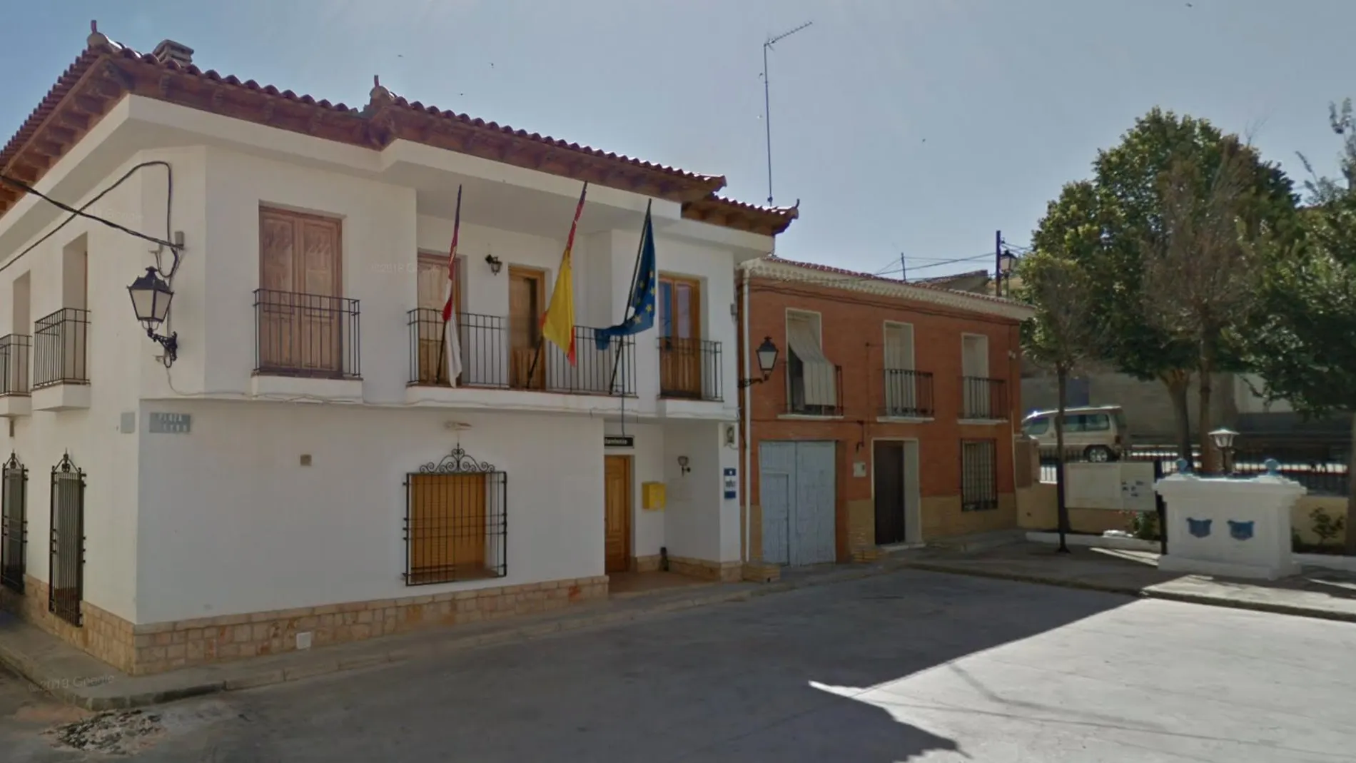 El Ayuntamiento de Villalgordo del Marquesado, en Cuenca | Google Maps