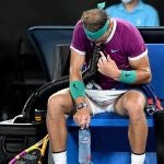 Nadal, en un descanso de la semifinal del Open de Australia ante Matteo Berrettini