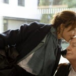 Un fotograma de "Todo ha ido bien" con Sophie Marceau y André Dussolier