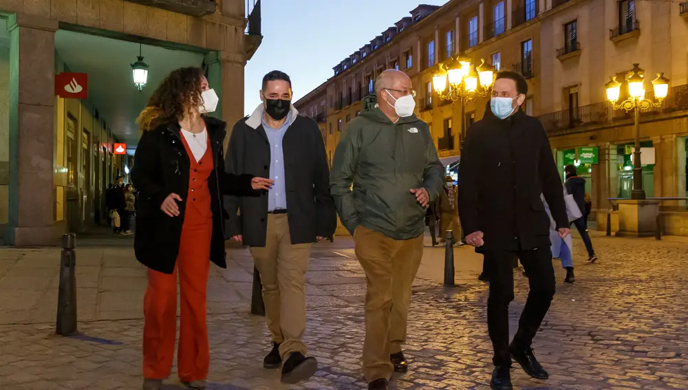 El candidato de Ciudadanos a la Presidencia de la Junta, Francisco Igea; el cabeza de lista por Segovia, Afrodisio Martínez, y el vicesecretario general de la formación, Edmundo Bal
