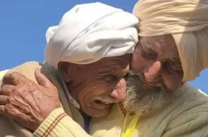 El emotivo reencuentro de dos hermanos que se vuelven a ver después de casi 75 años
