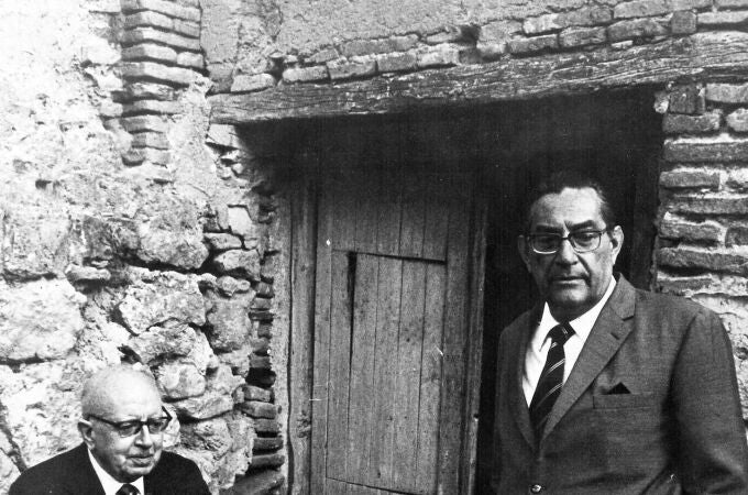 Luis Rosales y Dámaso Alonso (izda.)