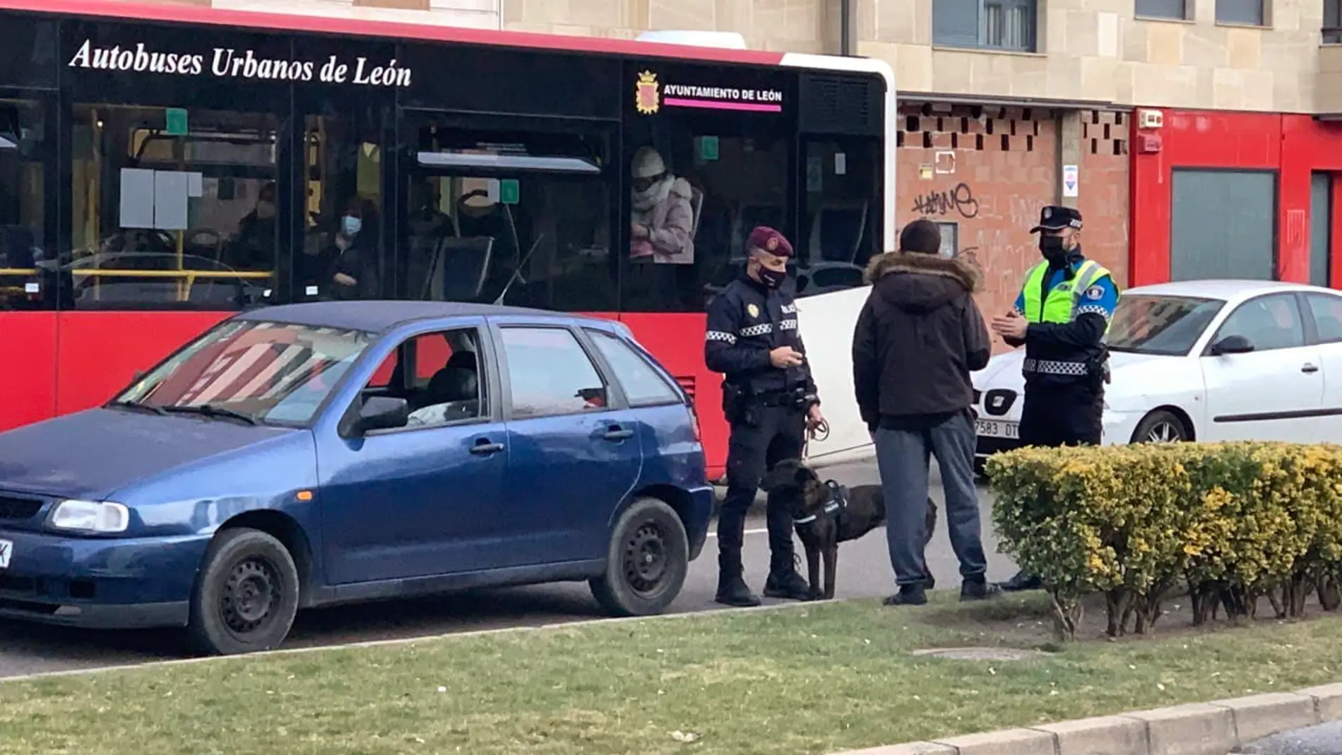 Patrulla de la Policía Local de León
