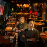 Bingxin Hong y Alonso Zhang son dos de los socios a cargo de «El Buda Feliz»