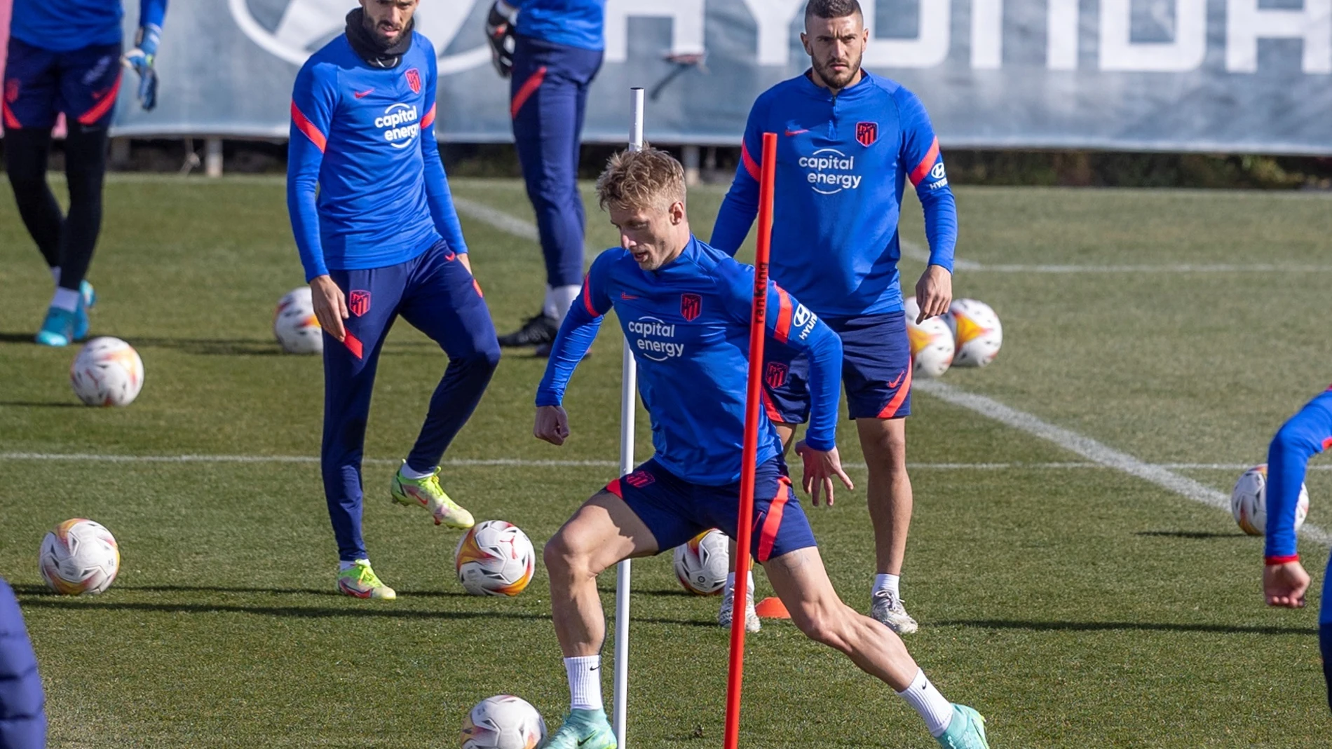 Daniel Wass., en el último entrenamiento del Atlético