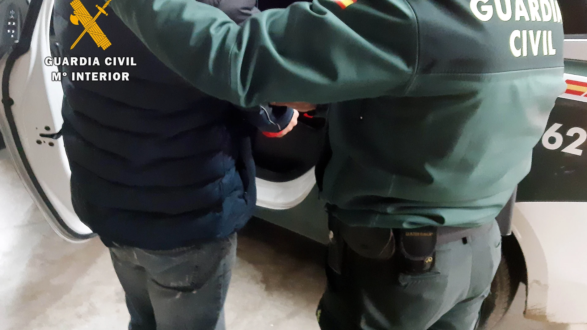 El autor de los hechos fue detenido por la Guardia Civil