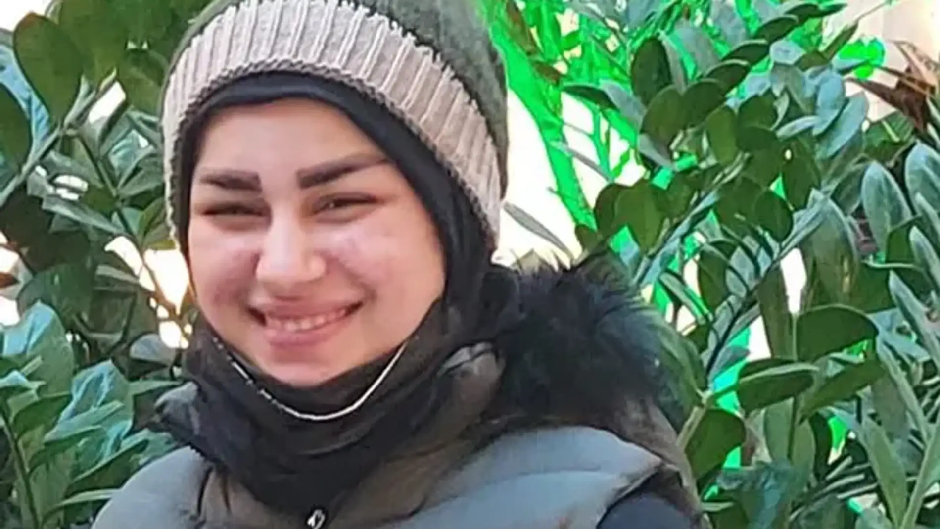 Mona Heydari, de 17 años, fue asesinada en Irán por su esposo