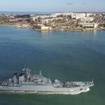 RIA dijo que más de 30 barcos rusos han salido de los puertos de Sebastopol y Novorossiisk “de acuerdo con los planes de los simulacros” cerca de Crimea