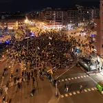  Borràs y el separatismo radical desafían al Govern y cortan la Meridiana de Barcelona