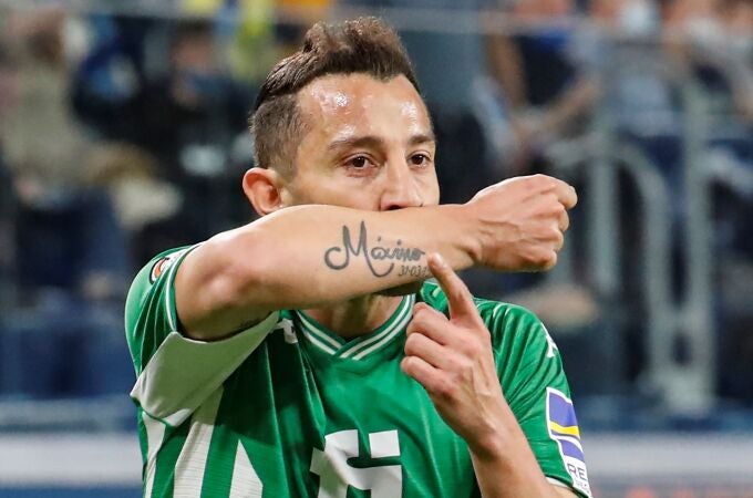 Andrés Guardado con el Betis. EFE/EPA/ANATOLY MALTSEV