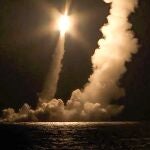 Un misil balístico intercontinental lanzado desde el submarino Vladimir Monomakh en una foto de archivo