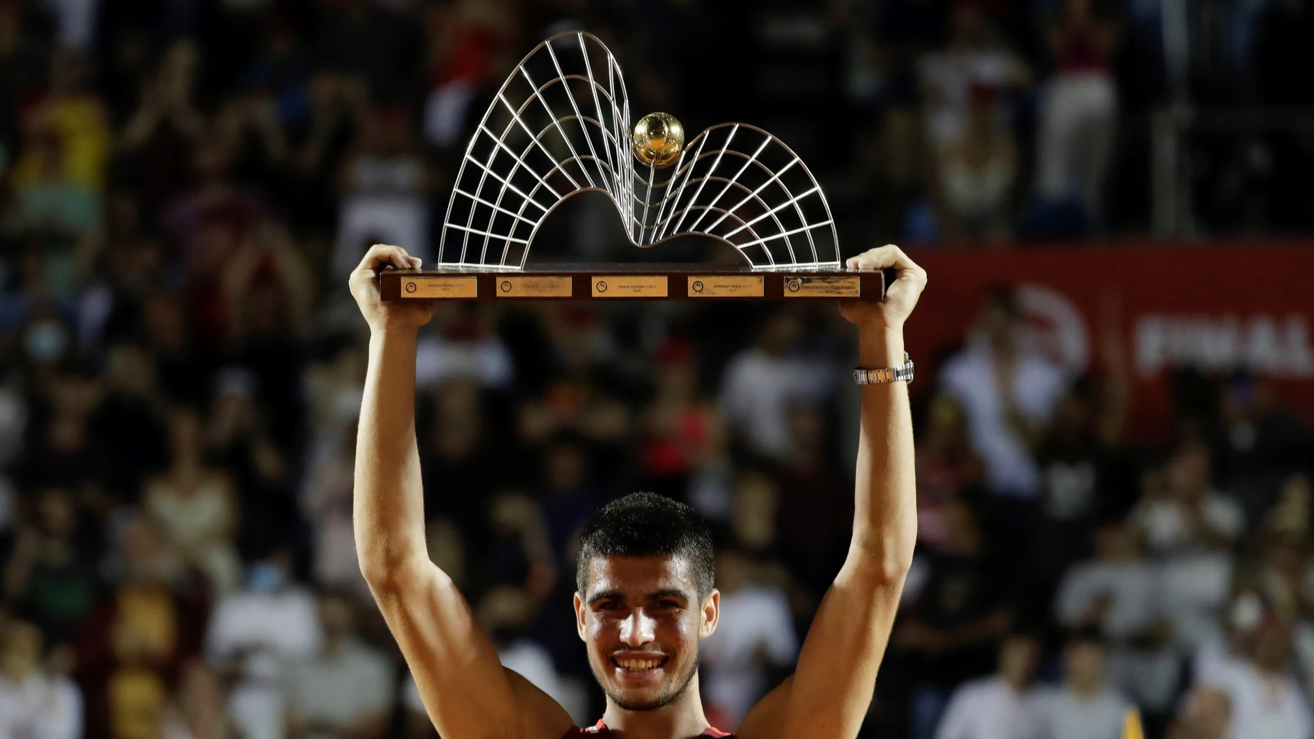 El puesto del ranking ATP al que accede Carlos Alcaraz después de su  triunfo en Río de Janeiro