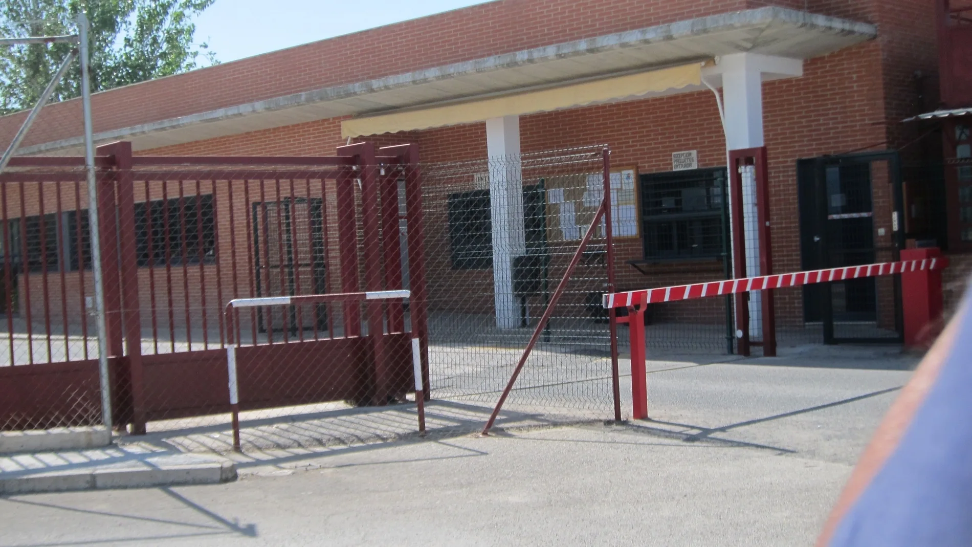 Acceso a la cárcel de Jaén