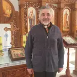 El párroco de la parroquia de los Santos Cirilo y Metodio de Huelva capital, Dmytro Savchuk. EUROPA PRESS