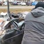 Un anciano, civil, ha salido con vida de su coche tras ser aplastado por un tanque ruso