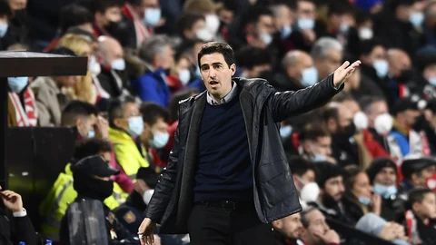 Andoni Iraola, entrenador del Rayo Vallecano.