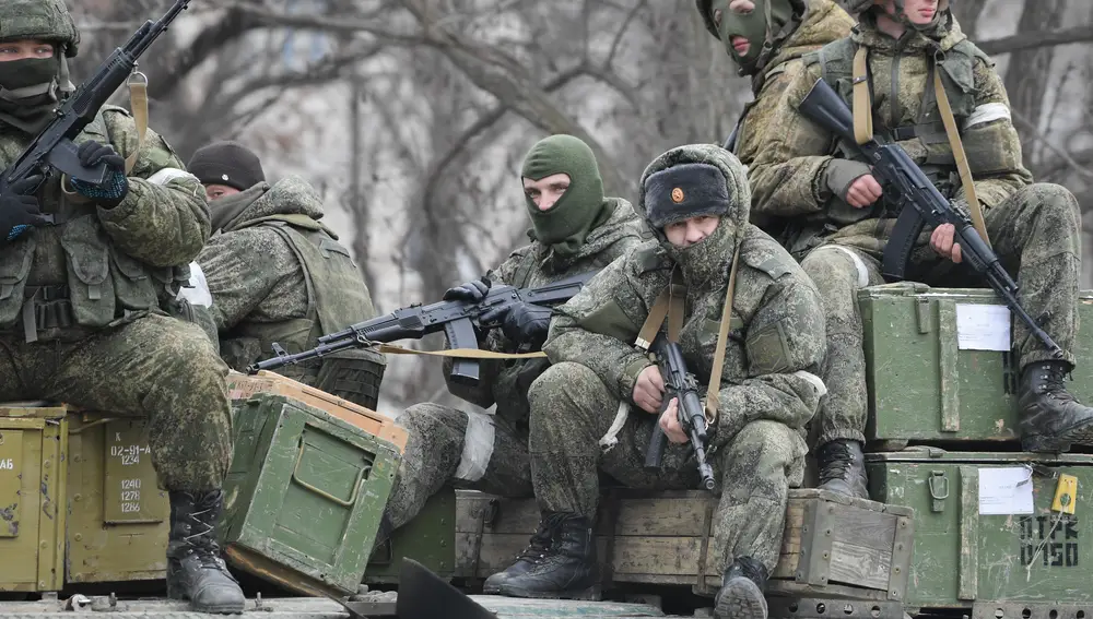 Militares rusos fotografiados en Armyansk, en la parte norte de Crimea | Fuente: EUROPA PRESS / Sputnik