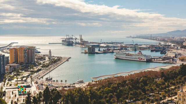 Vista panorámica del Puerto de Málaga