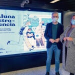 El conseller de Obras Públicas, Arcadi España, y la gerente de FGV, Anaïs Menguzzato