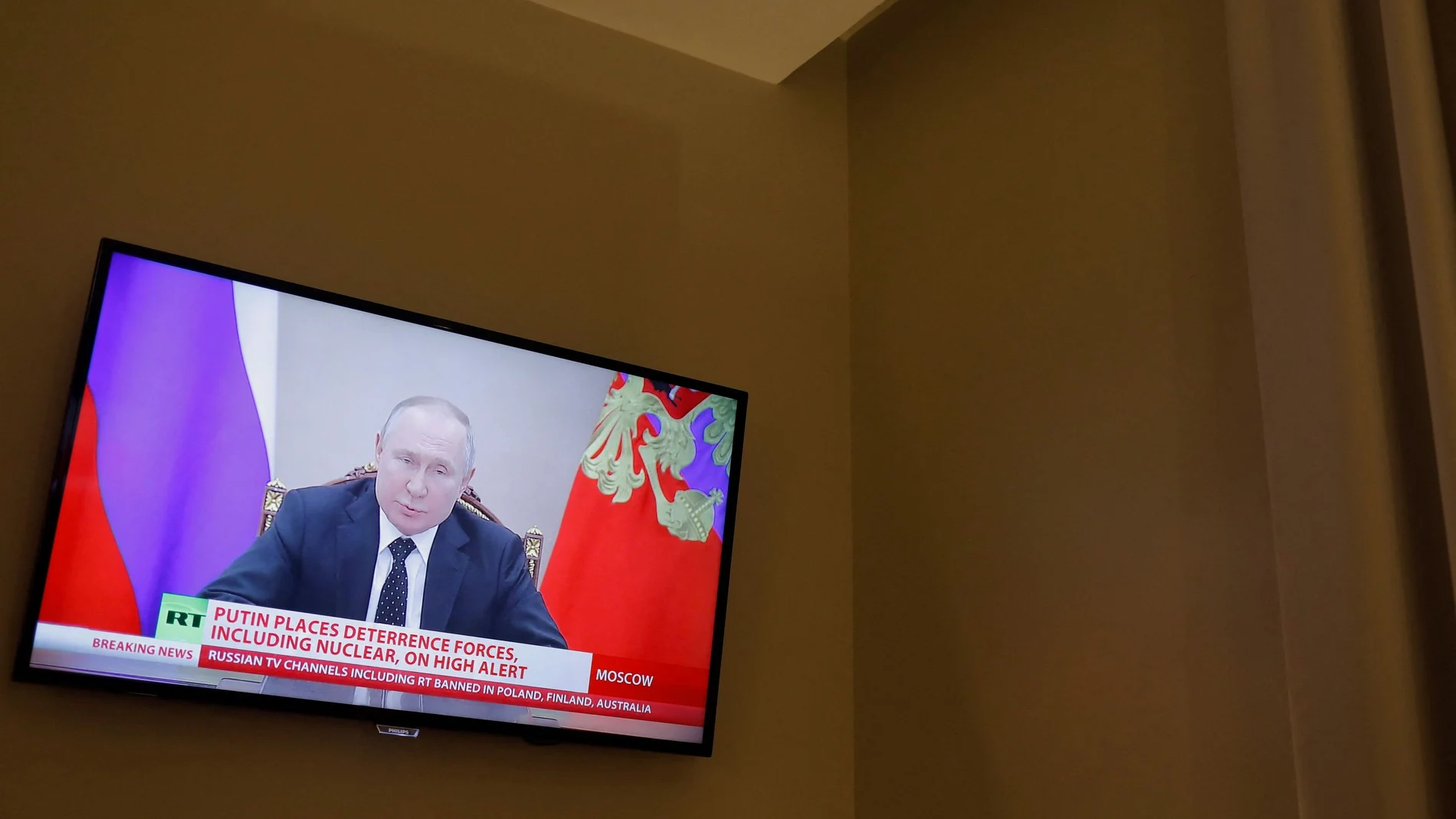 Vladimir Putin durante una retransmisión de Russian Today