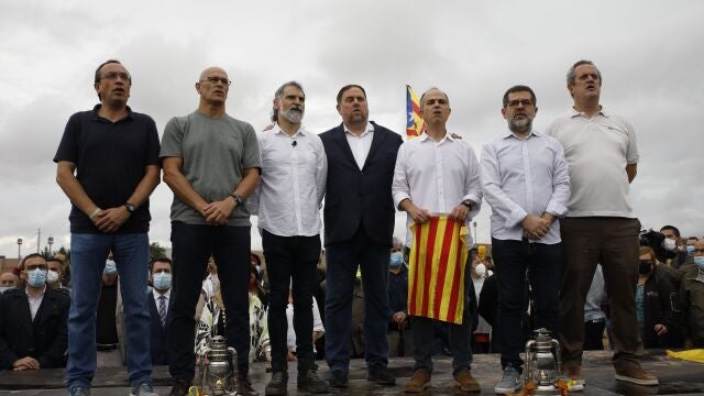 Siete de los nueve condenados a prisión por el "procés" que fueron indultados por el Gobierno, tras su salida de la cárcel en junio del pasado año