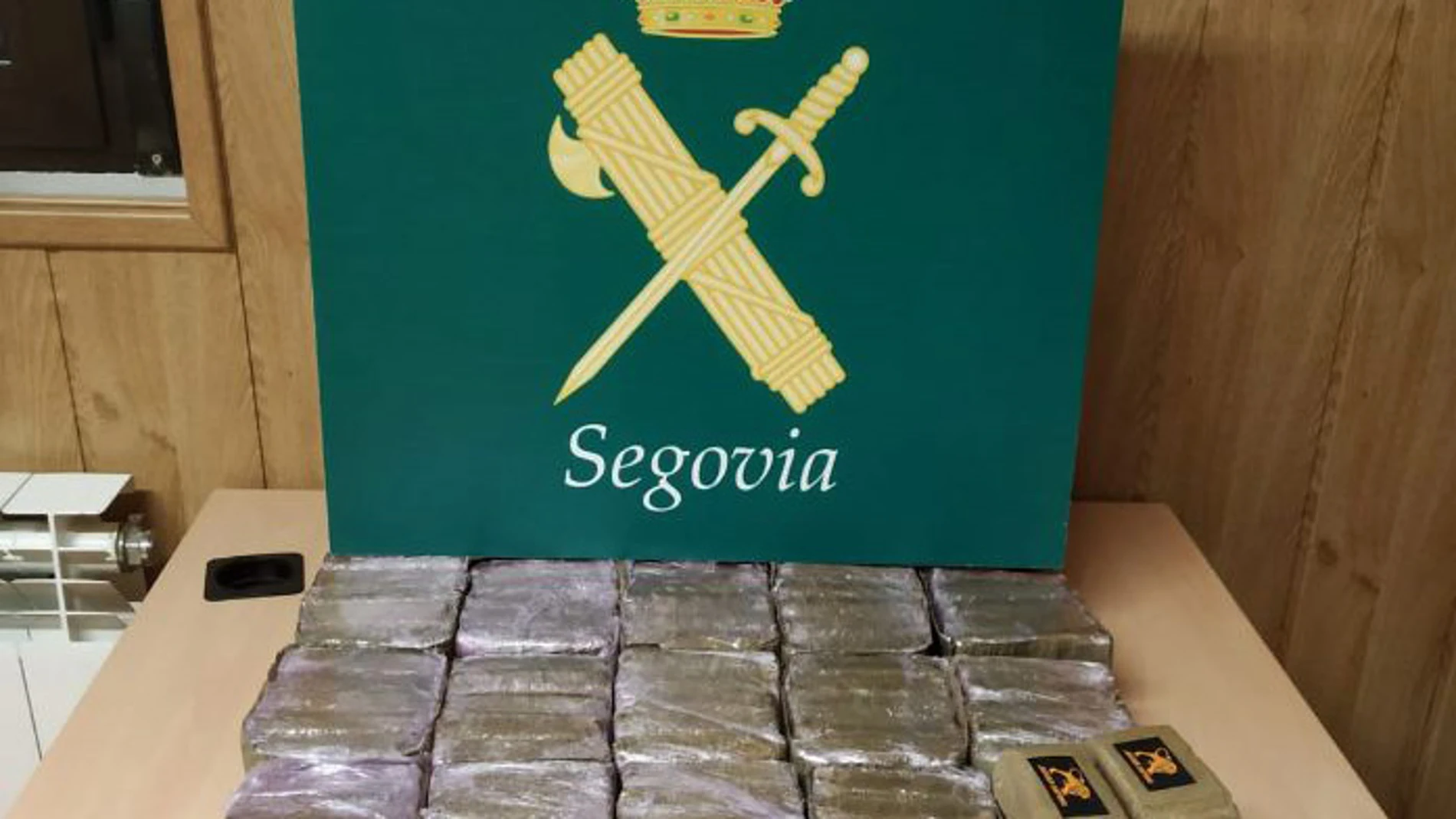 Once kilos de hachís incautados por la Guardia Civil de Segovia a un hombre detenido como presunto autor de un delito contra la salud pública, en su modalidad de tráfico de drogas