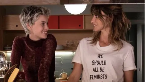 Imagen de la película Madres Paralelas de Pedro Almodóvar.