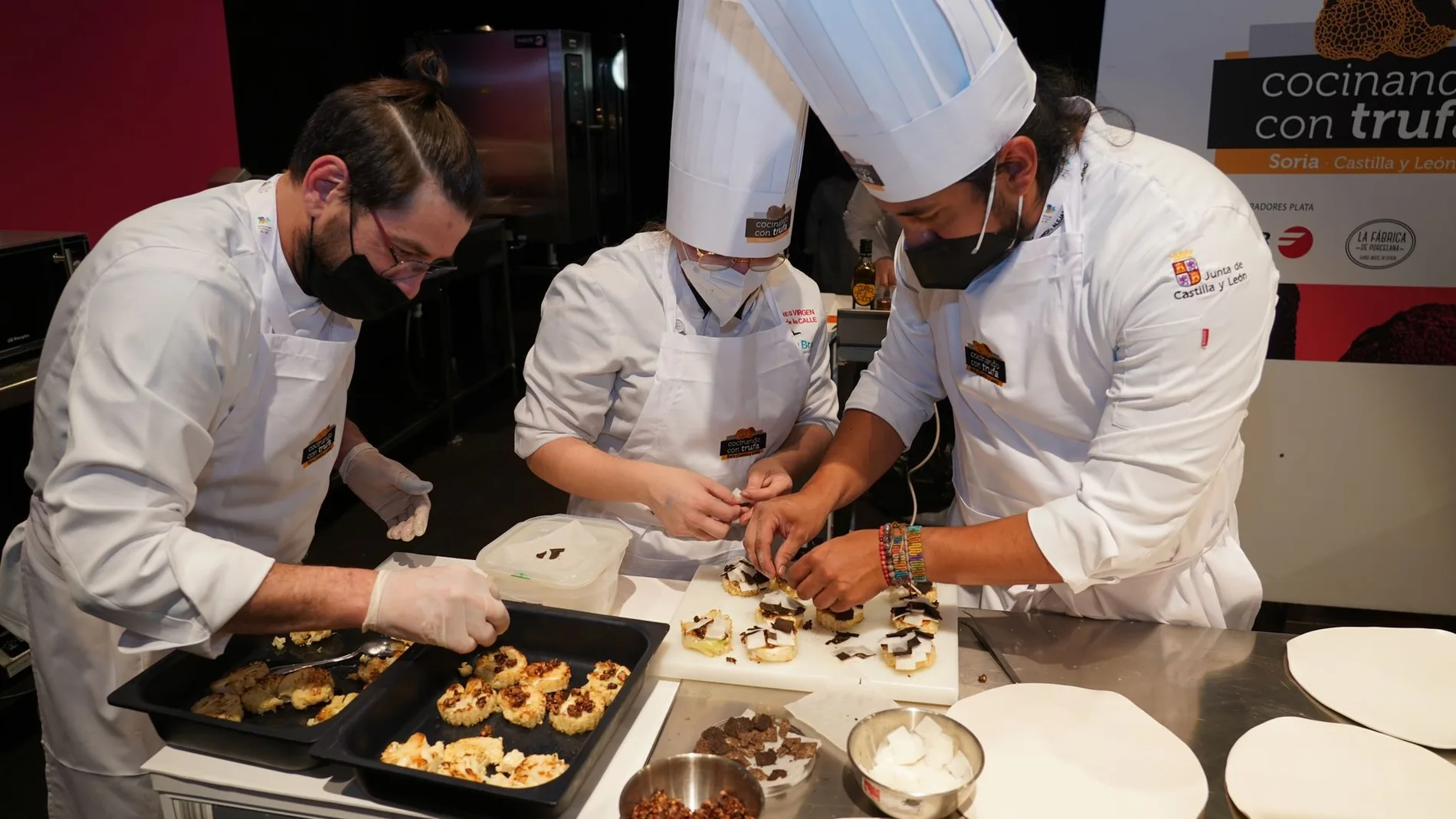 El chef tailandés Anthony Burd se convierte en el campeón mundial de cocina con trufa en Soria