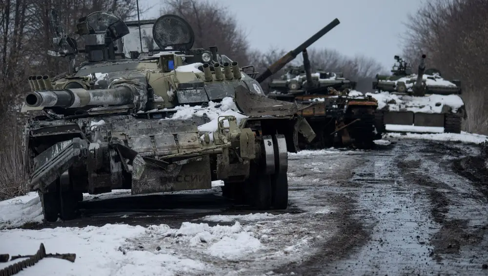 Tanques rusos destruidos en la región de Sumy