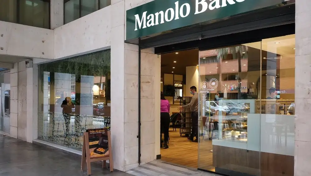 La nueva tienda de Manolo Bakes situada en el barrio de Los Remedios