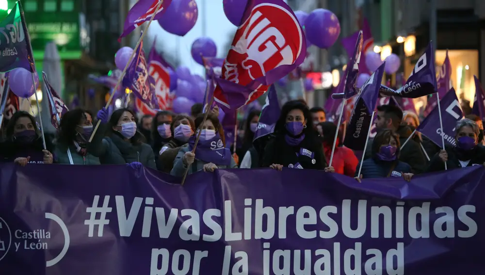 Manifestación organizada por los sindicatos con motivo del Día Internacional de la Mujer en Zamora