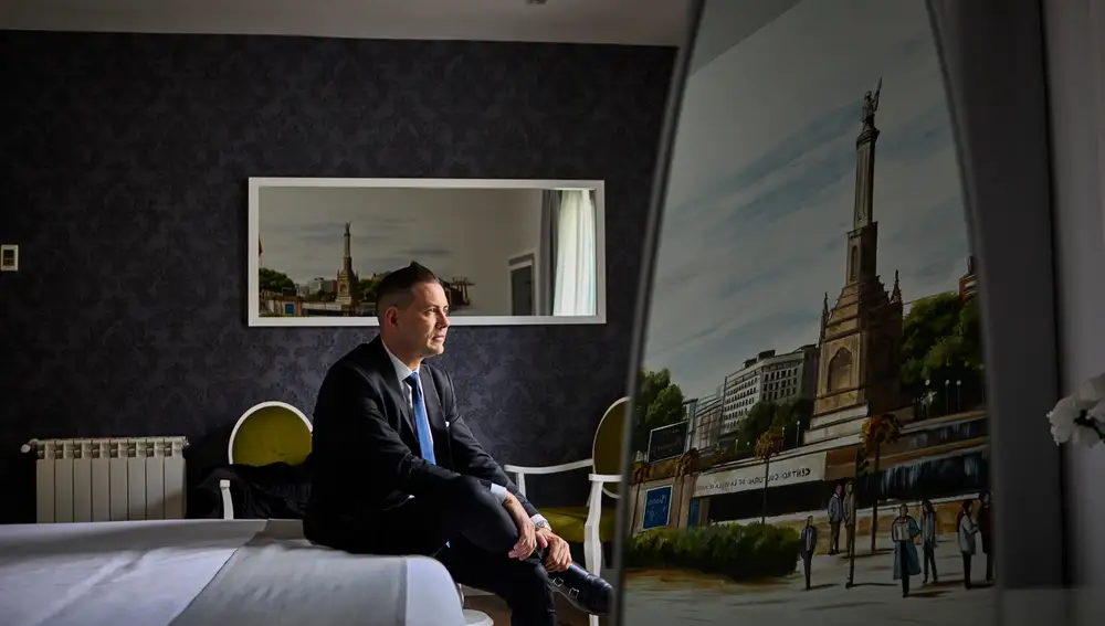 Entrevista con Manuel Ruiz, director del Hotel Mayorazgo. El hotel ha puesto a disposición de las autoridades españolas habitaciones de hotel para acoger a refugiados ucranianos