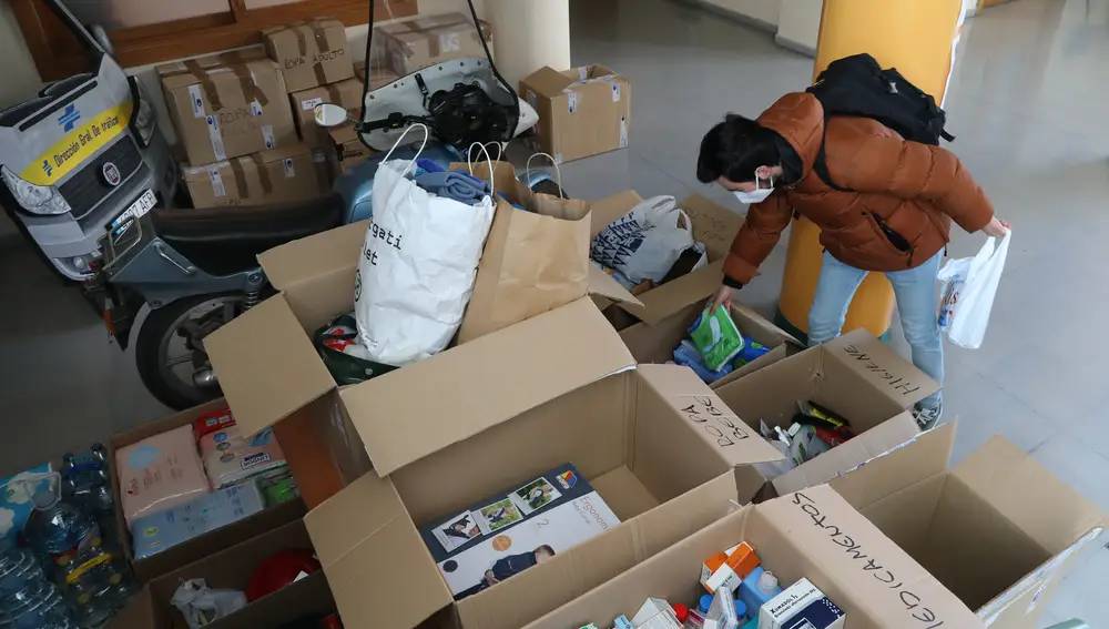 Ayuda humanitaria para Ucrania recogida en el cuartel de la Policía local de Palencia