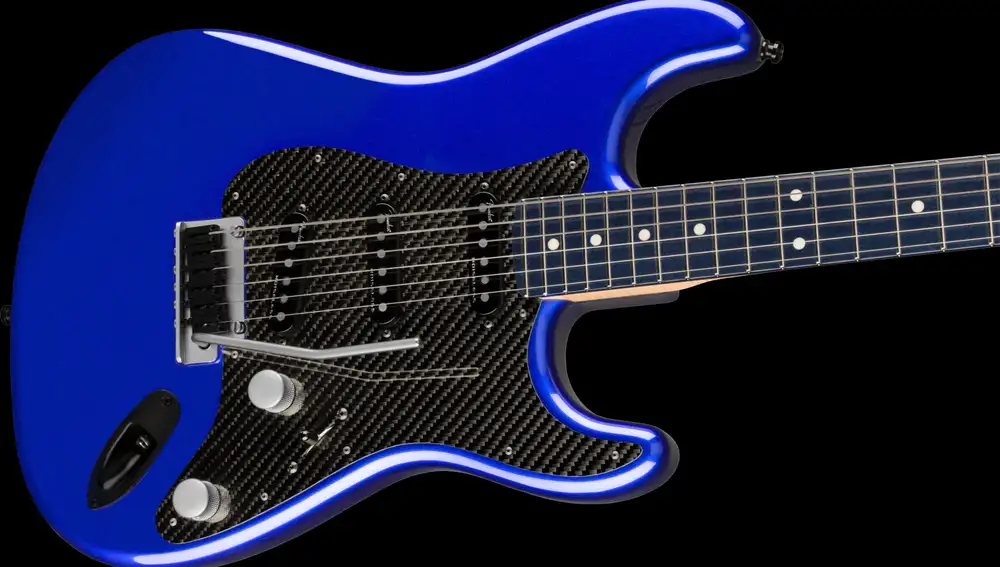 Guitarra Fender Lexus LC Stratocaster.