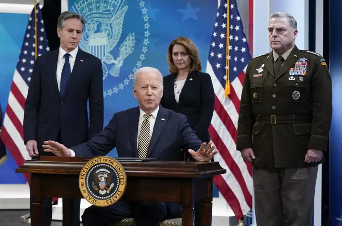 Biden confirma el envío de armas y drones a Ucrania en un plan de asistencia “sin precedentes”