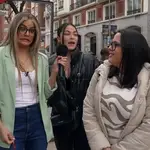 Rosalía se hace pasar por reportera