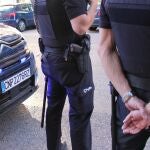 Imagen de detención por parte de la Policía Nacional