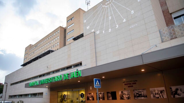 El Hospital Universitario de Jaén. EFE/José Manuel Pedrosa.