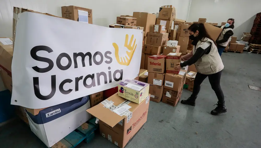 Los empresarios leoneses David de la Riva y Javier Colino fletan autobuses con ayuda humanitaria para Ucrania que regresarán con ucranianos que tengan familiares residentes en España y crean una asociación para canalizar la ayuda necesaria