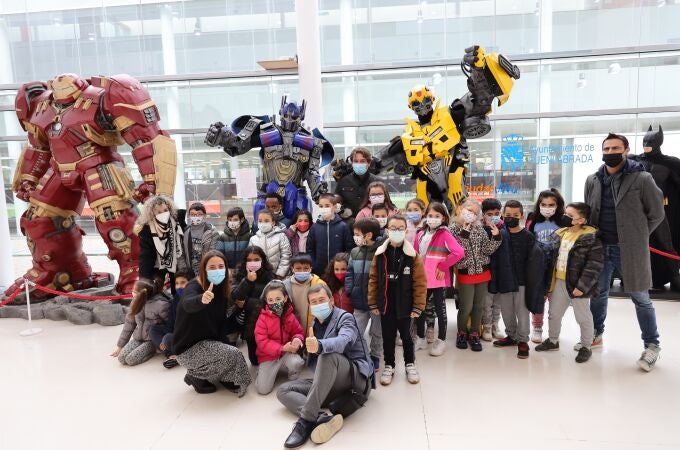 El espacio polivalente del Centro de Arte del Tomás y Valiente (CEART) de Fuenlabrada acoge una de las mayores exposiciones del país sobre los Transformers