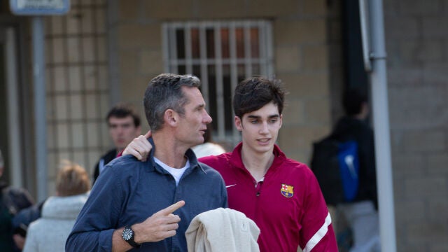 Pablo Urdangarin con su padre, Iñaki